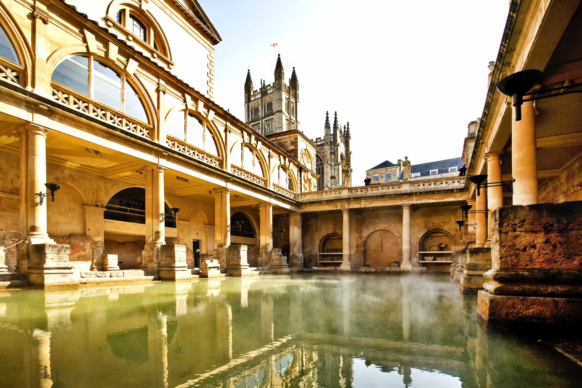 Skamieniałości amonitów w Lyme Regis, Dorset – ślady z epoki dinozaurów na słynnym Jurassic Coast
