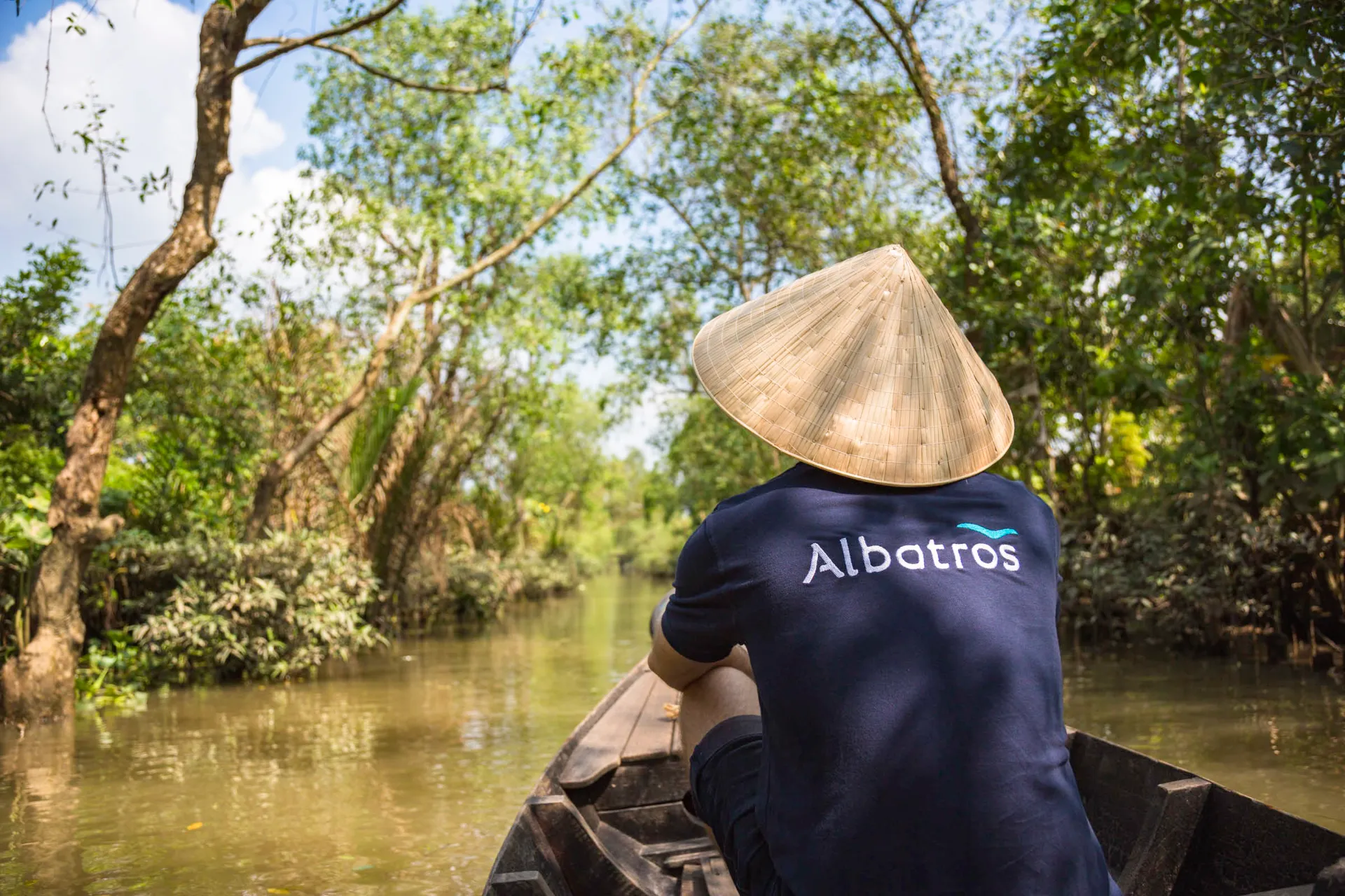 Pilot wycieczki Albatros na przedzie Pilot wycieczki Albatros na przedzie