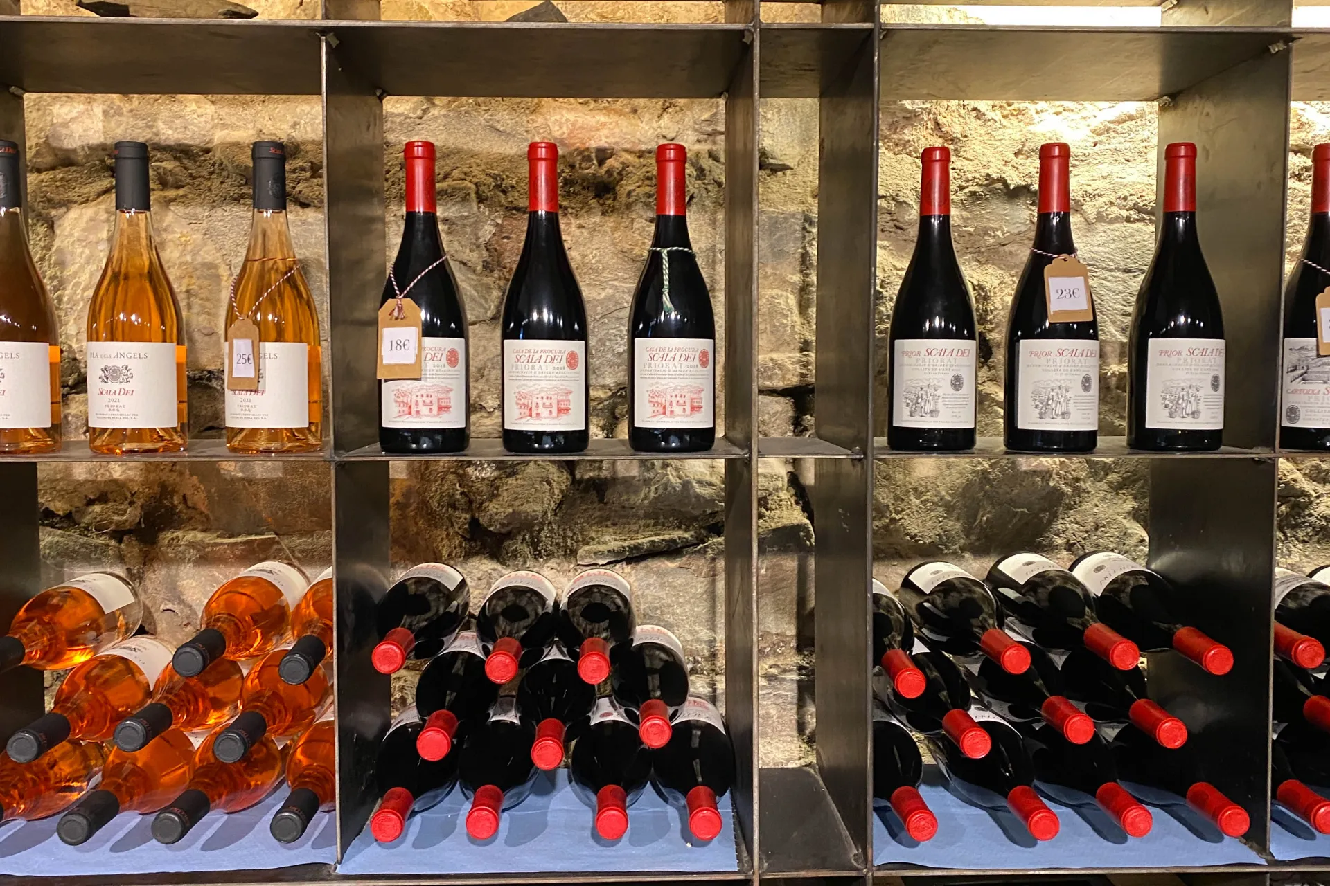 Zajrzyj do sklepu z winami Zajrzyj do sklepu z winami