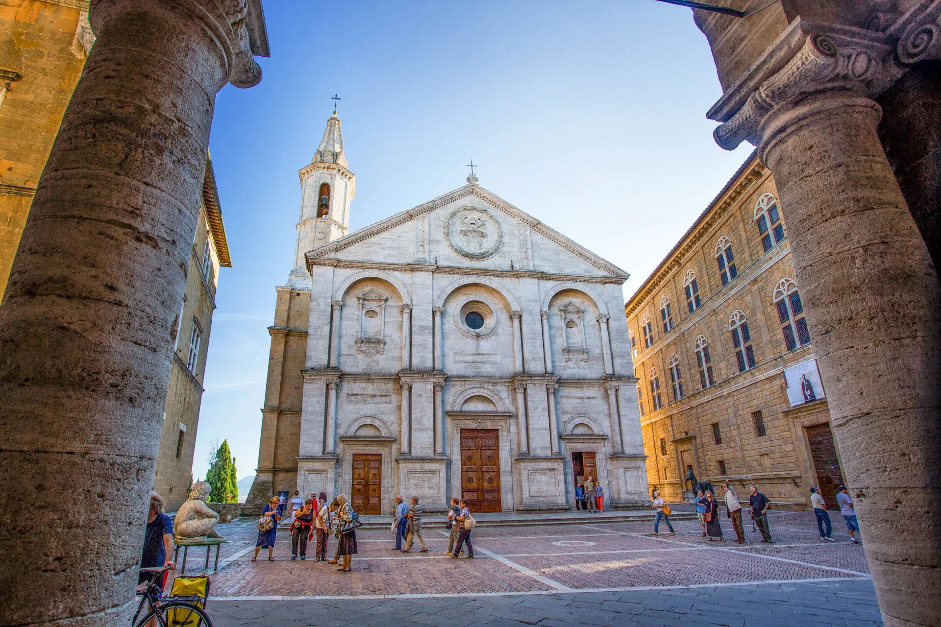 Katedra w Pienzie z połowy XV wieku Katedra w Pienzie z połowy XV wieku