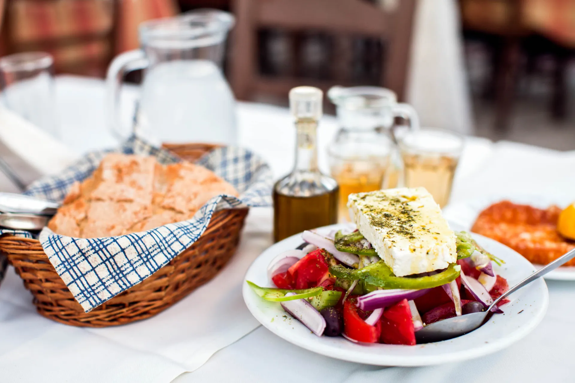 Oczywiście spróbujemy greckiej fety Oczywiście spróbujemy greckiej fety