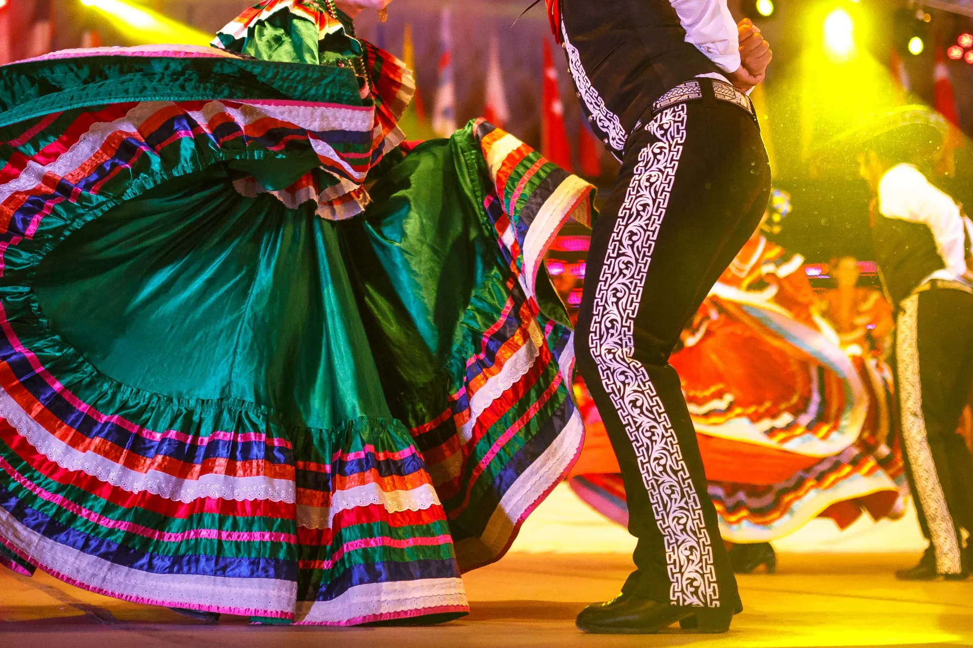 Zabawa i kolory na parkiecie Zabawa i kolory na parkiecie