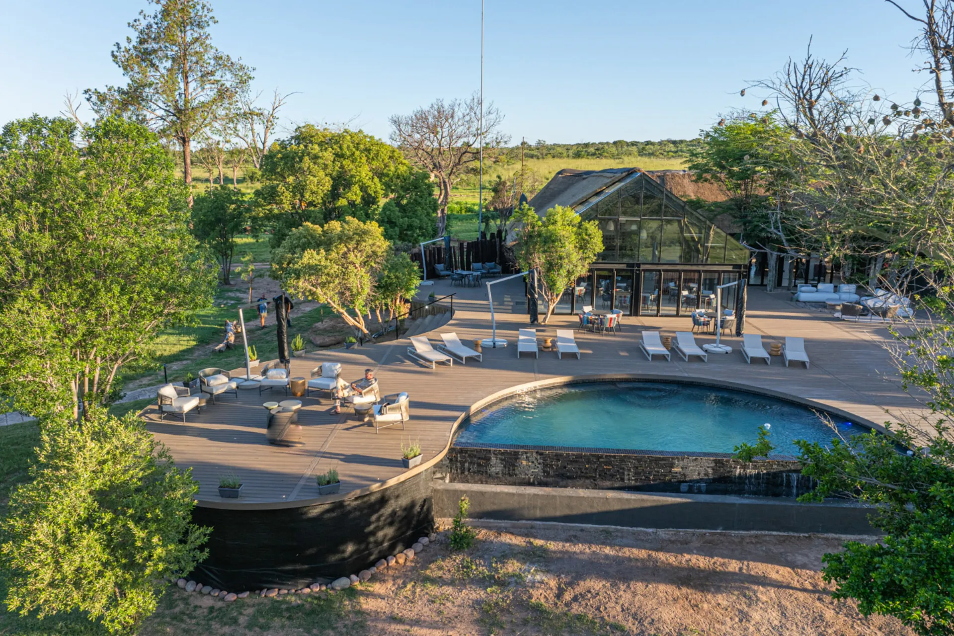 Obszar basenu jest gotowy Obszar basenu jest gotowy