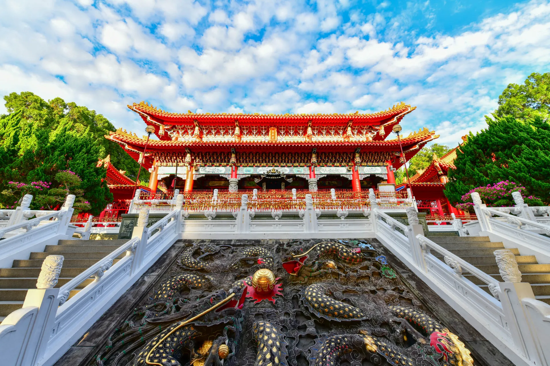 Świątynia Wenwu nad Jeziorem Słońca i Księżyca Świątynia Wenwu nad Jeziorem Słońca i Księżyca