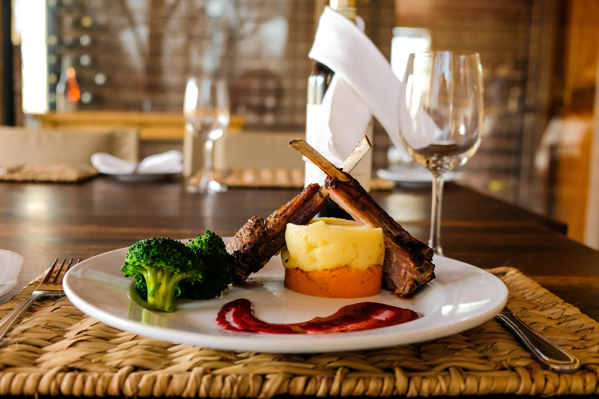 Smaczne jedzenie w Mantobeni Honeyguide Camp Smaczne jedzenie w Mantobeni Honeyguide Camp