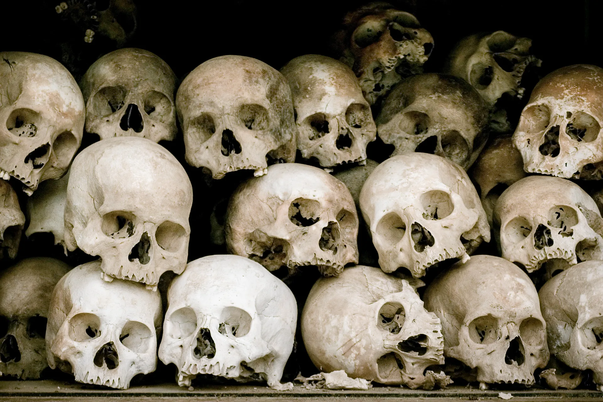 Ponad 17 000 osób było torturowanych w więzieniu S-21 Ponad 17 000 osób było torturowanych w więzieniu S-21