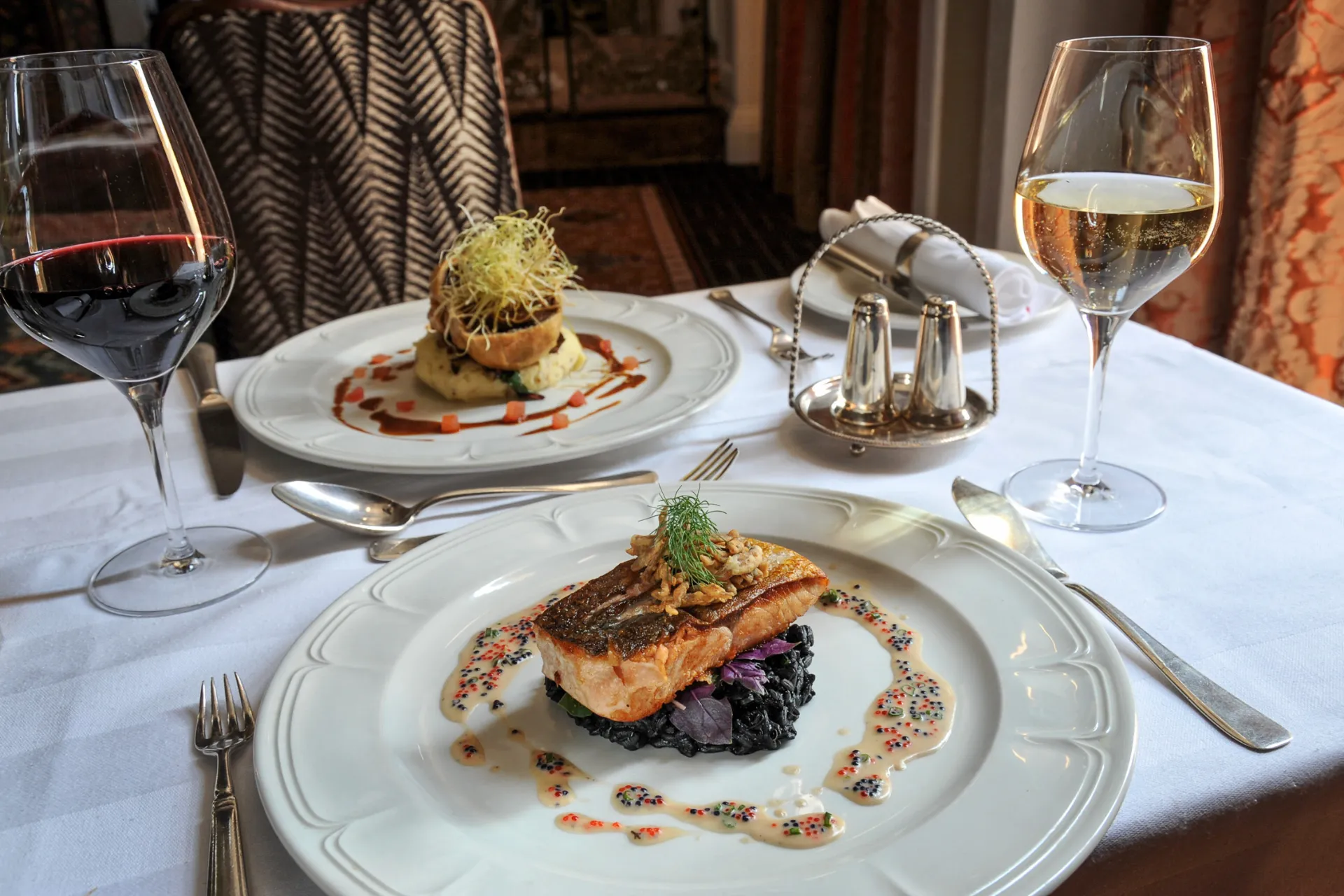 Ciesz się jedzeniem w The Victoria Falls Hotel Ciesz się jedzeniem w The Victoria Falls Hotel