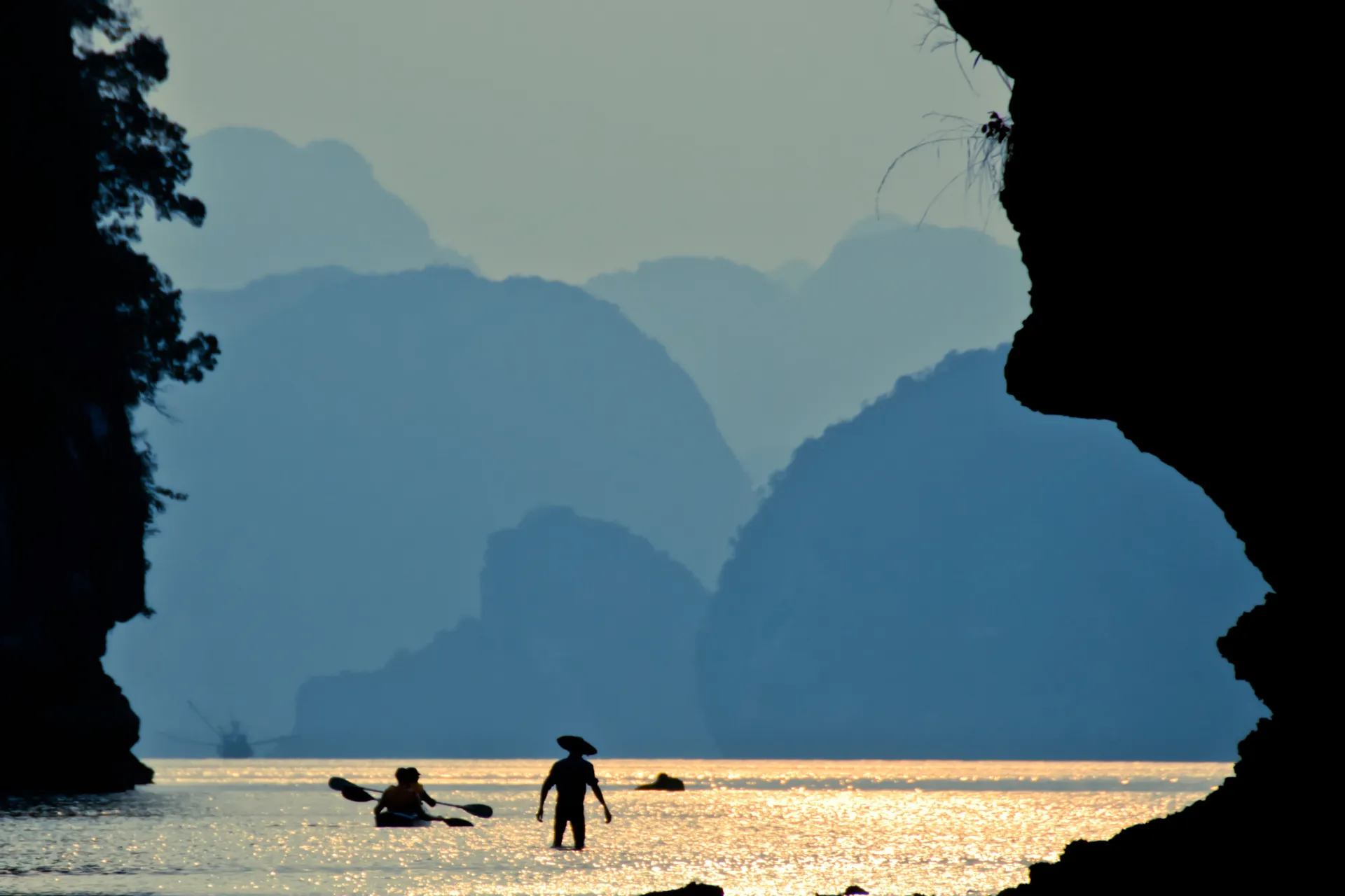 Piękna zatoka Halong wpisana na listę UNESCO Piękna zatoka Halong wpisana na listę UNESCO