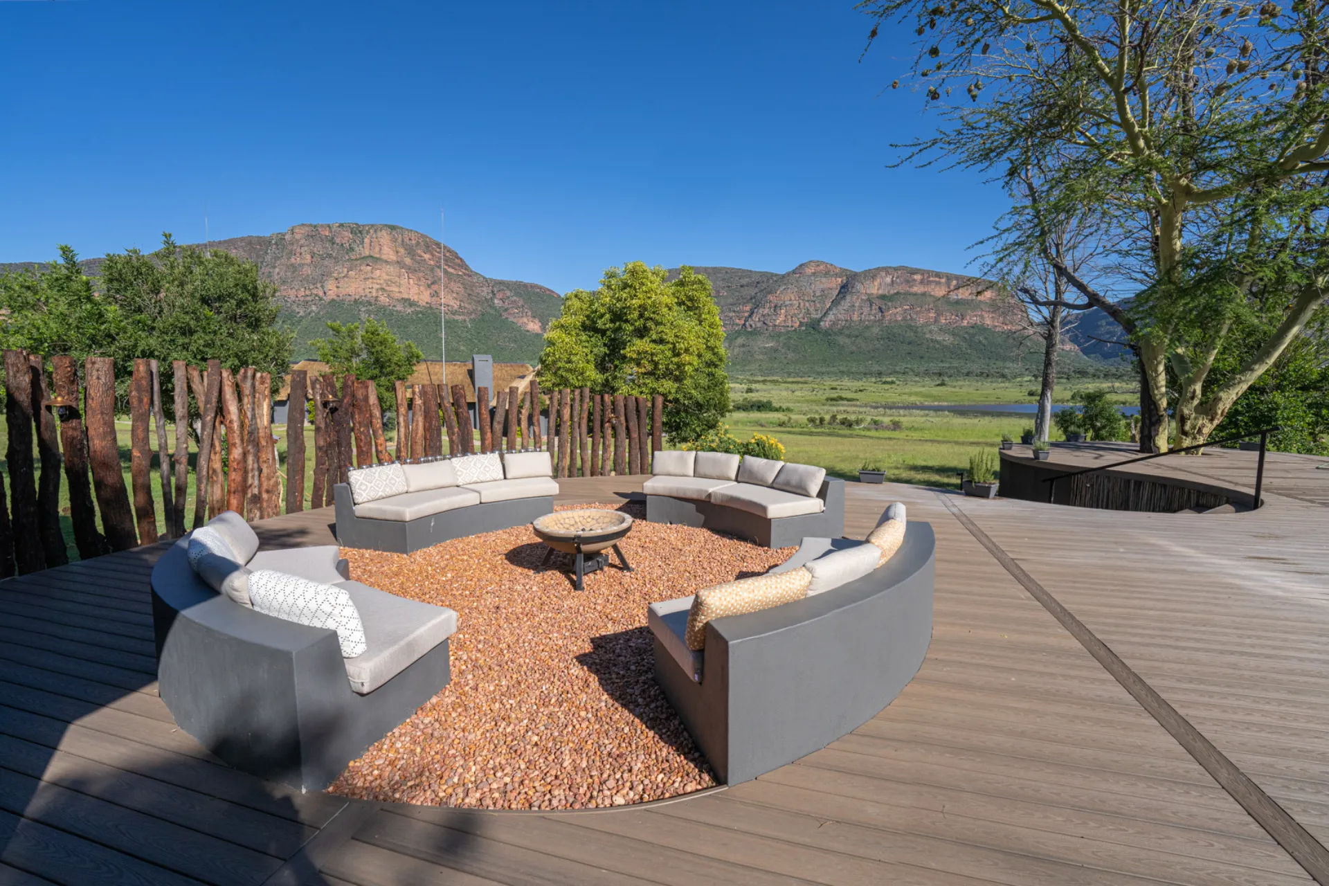 Usiądź i ciesz się widokiem Usiądź i ciesz się widokiem