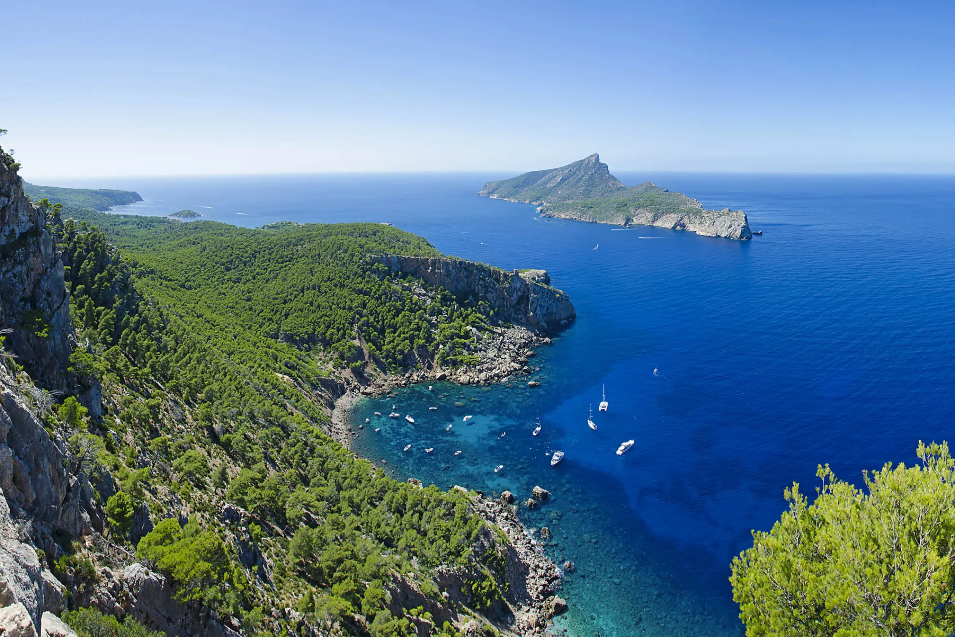 Wyspa Sa Dragonera leży na zachodnim wybrzeżu Wyspa Sa Dragonera leży na zachodnim wybrzeżu