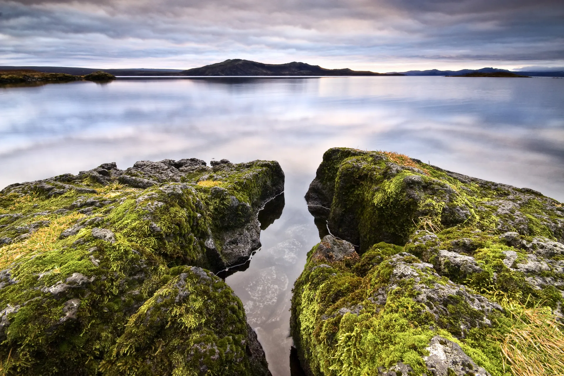 Przy Þingvellir (Thingvellir) Przy Þingvellir (Thingvellir)