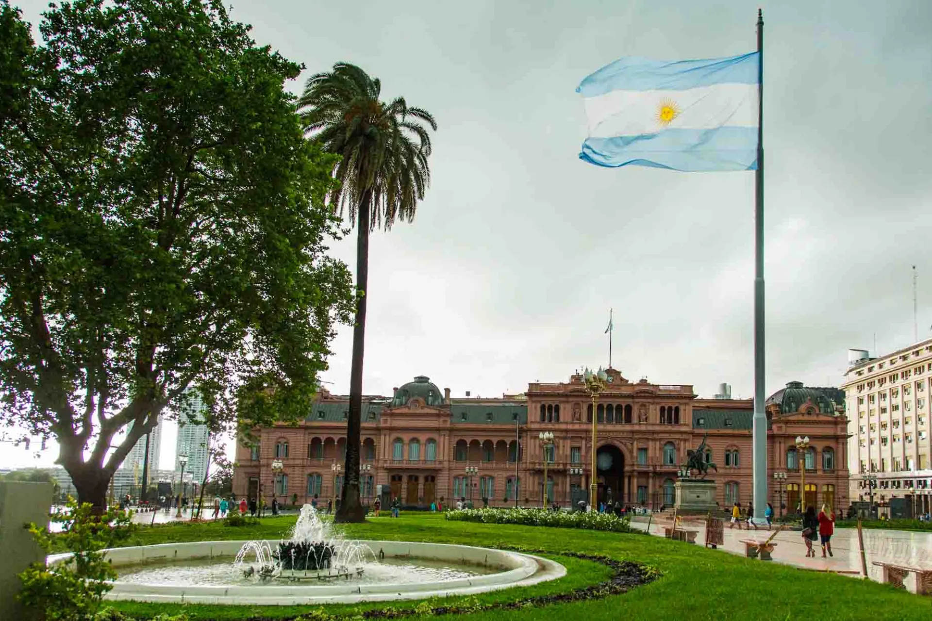 Plaza de Mayo przed La Casa Rosada