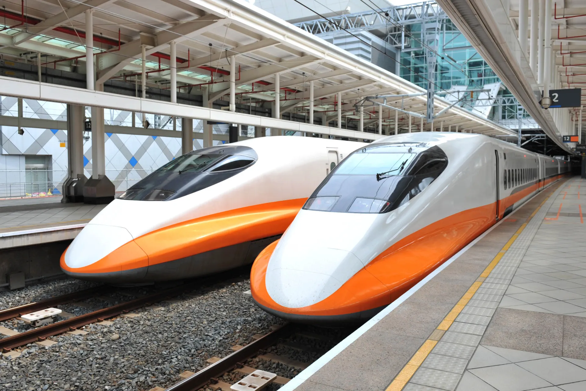 Pociąg dużych prędkości w Tajpej Pociąg dużych prędkości w Tajpej