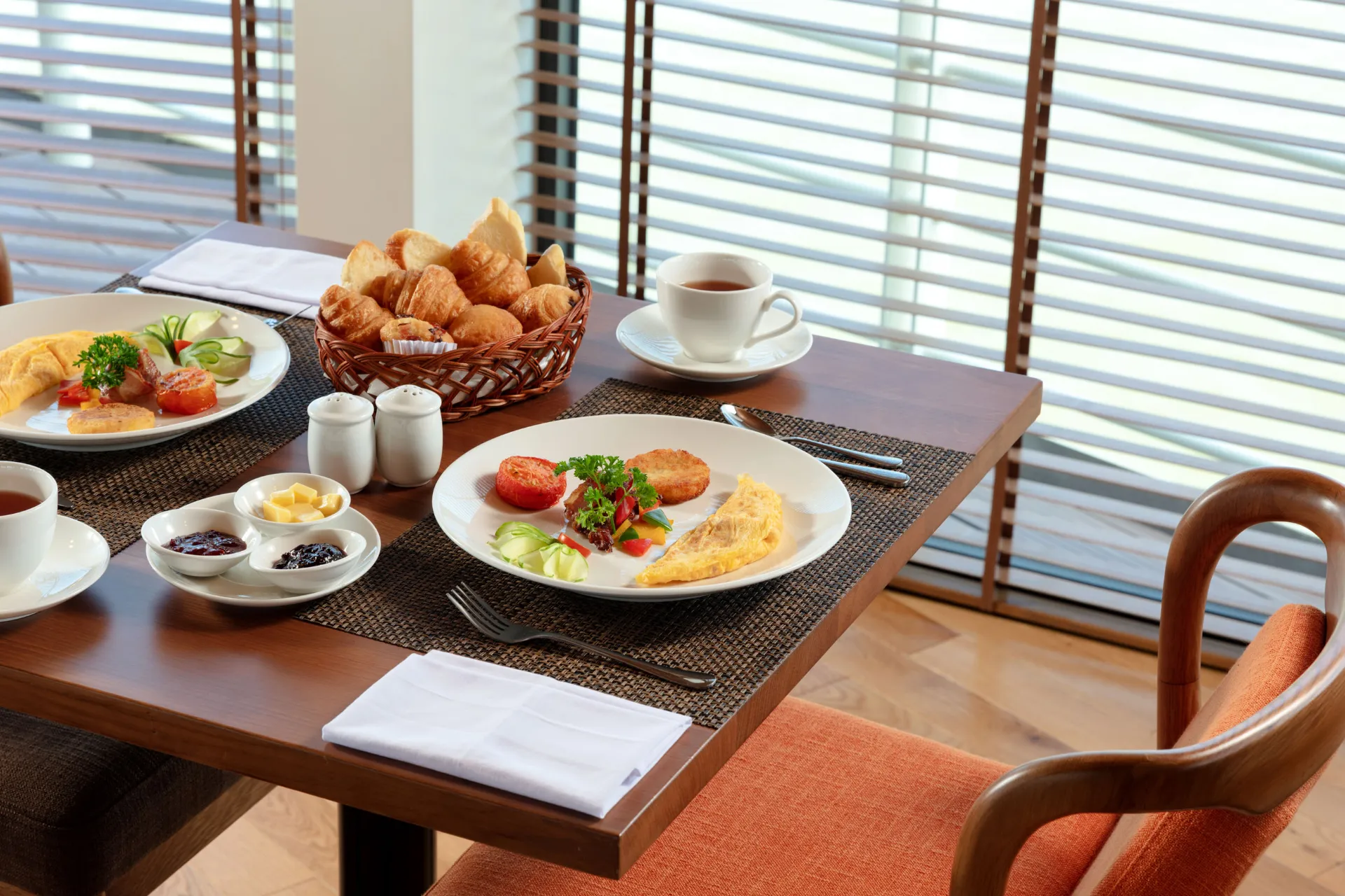 Pyszne śniadanie na pokładzie Pyszne śniadanie na pokładzie