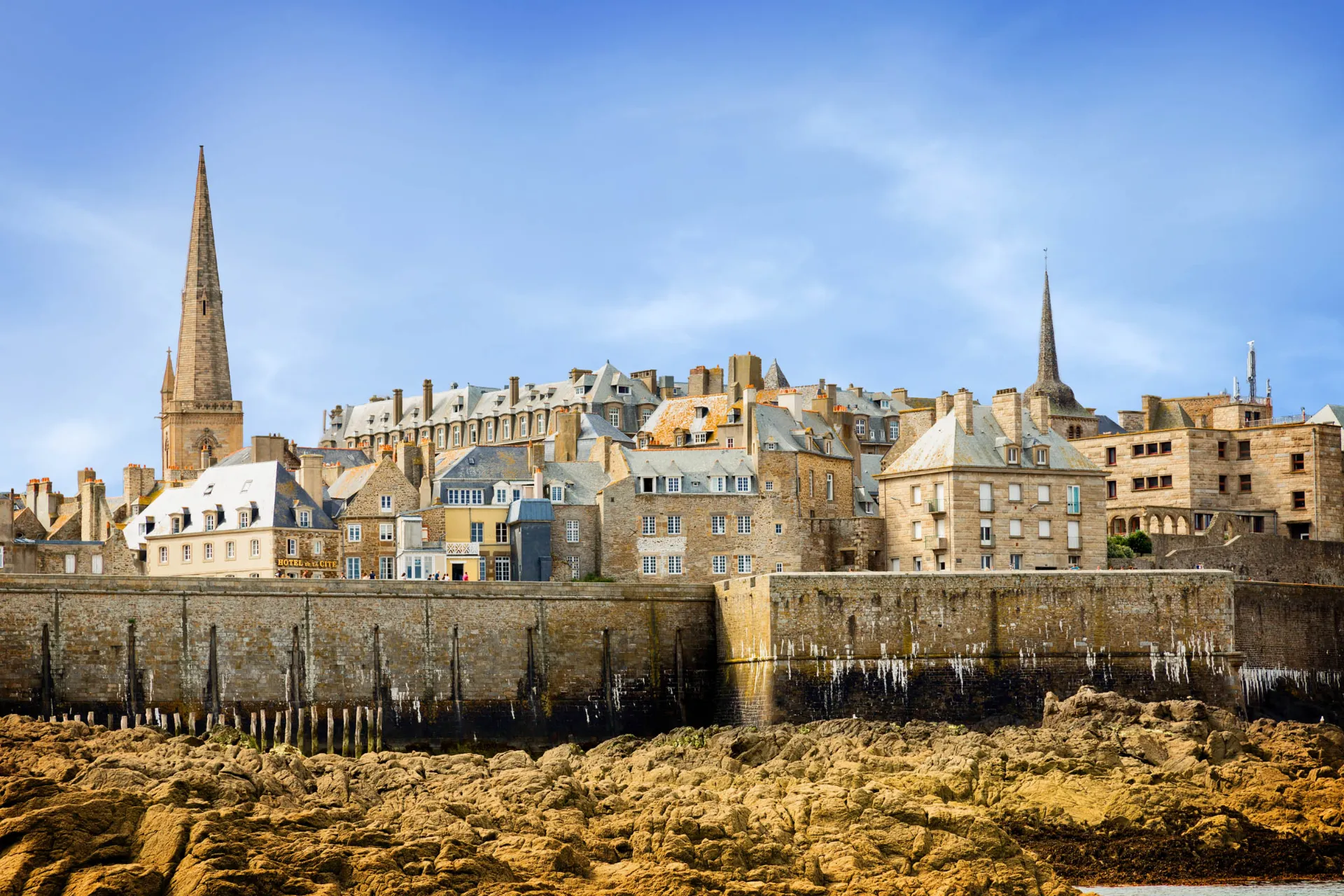 Miasto otoczone murami Saint-Malo Miasto otoczone murami Saint-Malo