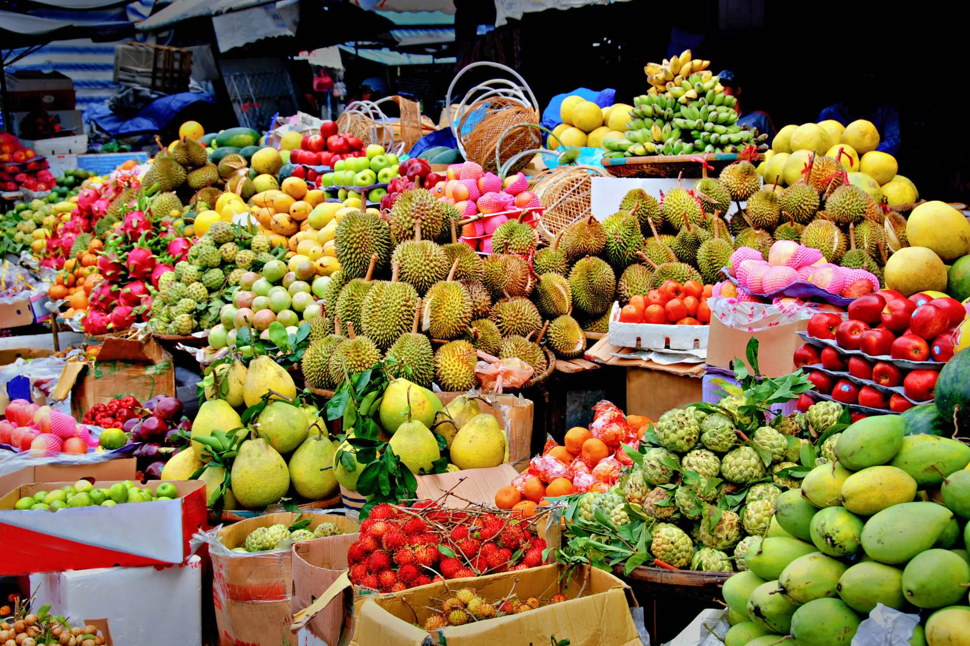 Na targu w Wietnamie