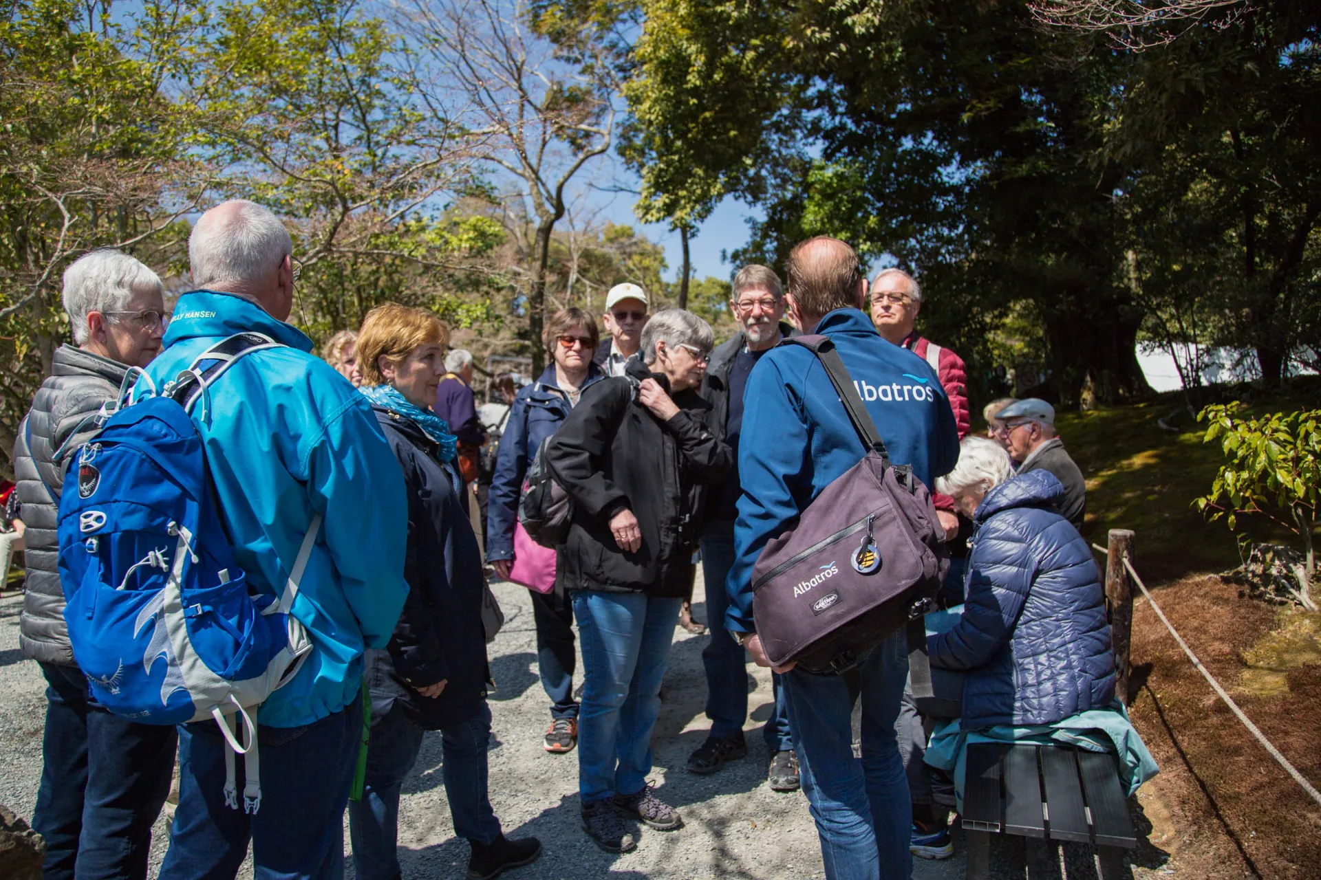 Przewodnik opowiada Przewodnik opowiada