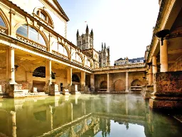 Skamieniałości amonitów w Lyme Regis, Dorset – ślady z epoki dinozaurów na słynnym Jurassic Coast