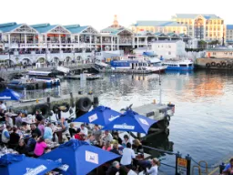 Victoria &amp; Alfred Waterfront z portem, sklepami i restauracjami