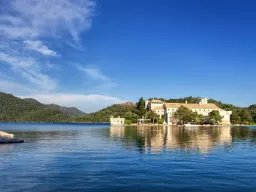 Piękne okoliczności przyrody na wyspie Mljet Piękne okoliczności przyrody na wyspie Mljet