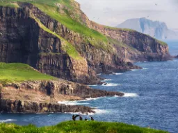 Wyspy Owcze składają się z 18 rozproszonych wysp Wyspy Owcze składają się z 18 rozproszonych wysp