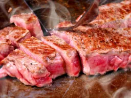 Jedzenie jest dużą częścią doświadczenia podczas wizyty w Japonii Jedzenie jest dużą częścią doświadczenia podczas wizyty w Japonii