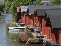 Słynne czerwone domy nad rzeką w Porvoo Słynne czerwone domy nad rzeką w Porvoo