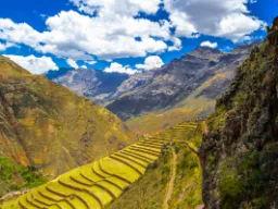 Tarasy rolnicze w Pisac – przykład zaawansowanej techniki Inków Tarasy rolnicze w Pisac – przykład zaawansowanej techniki Inków