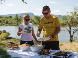 Obiad nad rzeką Obiad nad rzeką