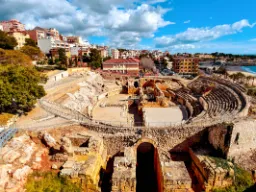 Rzymski amfiteatr w Tarragonie został zbudowany w II wieku n.e. Rzymski amfiteatr w Tarragonie został zbudowany w II wieku n.e.