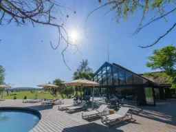 Basen z widokiem Basen z widokiem