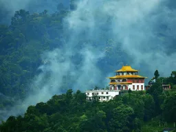 Świątynie są imponujące z fantastycznymi lokalizacjami Świątynie są imponujące z fantastycznymi lokalizacjami