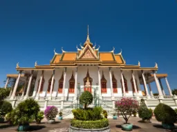 Srebrna Pagoda w Pałacu Królewskim w Phnom Penh Srebrna Pagoda w Pałacu Królewskim w Phnom Penh