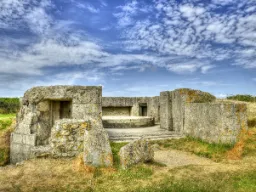 Pomnik wojenny i muzeum, Pointe du Hoc Pomnik wojenny i muzeum, Pointe du Hoc