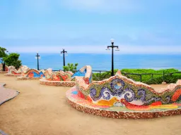 Parque del Amor w Miraflores, Lima, z widokiem na Ocean Spokojny Parque del Amor w Miraflores, Lima, z widokiem na Ocean Spokojny