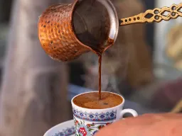 Turecka kawa podawana z uczuciem