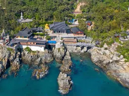 Świątynia Haedong Yonggungsa w Busan – zbudowana na skałach nad morzem