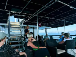 Przewodnik informuje na pokładzie Przewodnik informuje na pokładzie