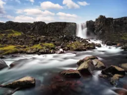 Przy Þingvellir (Thingvellir) Przy Þingvellir (Thingvellir)