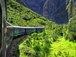 Pociąg do Machu Picchu – malownicza podróż przez Andy Pociąg do Machu Picchu – malownicza podróż przez Andy