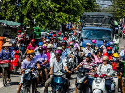 Dobry pomysł, by nosić kask w Ho Chi Minh