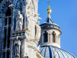 Detal z katedry w Sienie Detal z katedry w Sienie