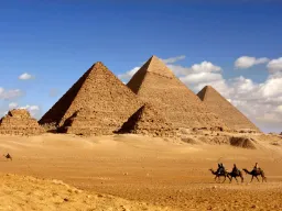Piramidy w Gizie