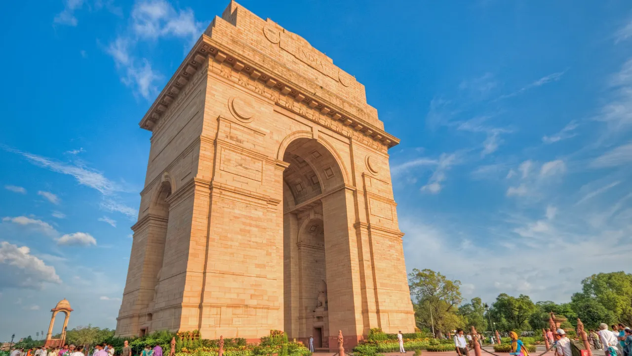 India Gate w Nowym Delhi jest pomnikiem poległych w I wojnie światowej India Gate w Nowym Delhi jest pomnikiem poległych w I wojnie światowej