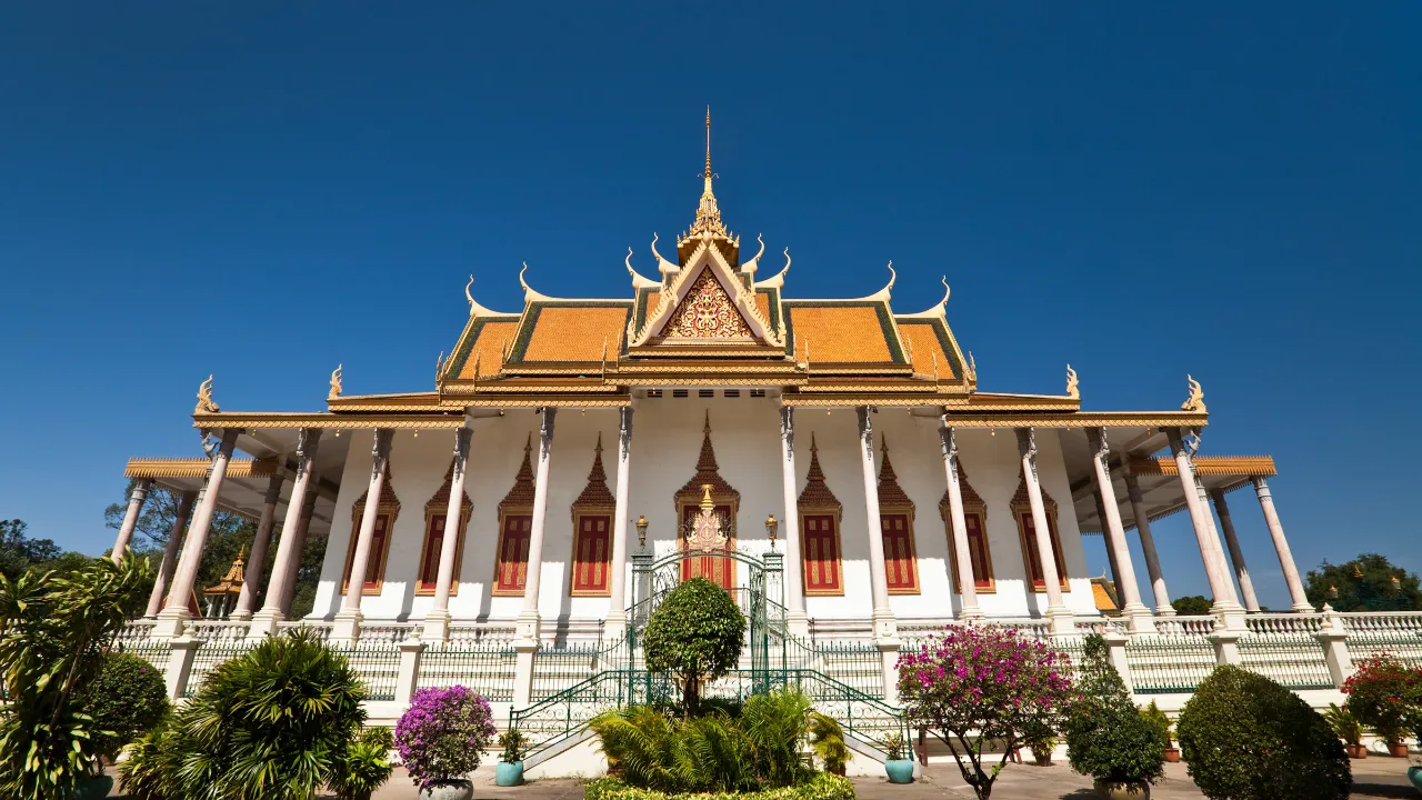 Srebrna Pagoda w Pałacu Królewskim w Phnom Penh