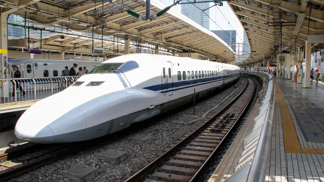 Superszybki pociąg Shinkansen