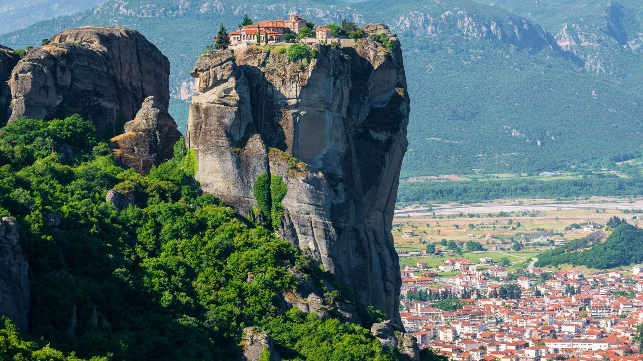 Monastyr Agia Triada (Świętej Trójcy) w Meteorach Monastyr Agia Triada (Świętej Trójcy) w Meteorach