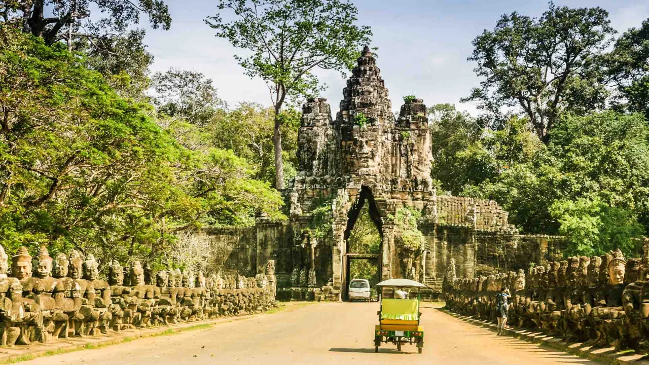 Południowa brama do Angkor Thom Południowa brama do Angkor Thom